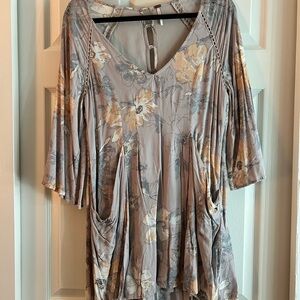 Free People Gray and Cream Floral Tunic Dress Size 6